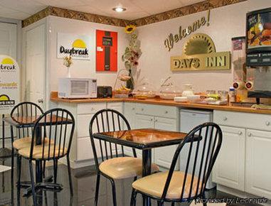 Days Inn By Wyndham Ridgefield Restaurant bilde